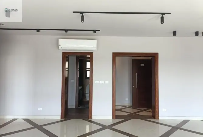 120873998 - Property Image 3