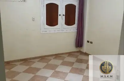 Apartment - 2 Bedrooms - 1 Bathroom for sale in Street 34 - District 4 - The 5th Settlement - New Cairo City - Cairo Apartment - 2 Bedrooms - 1 Bathroom for sale in Street 34 - District 4 - The 5th Settlement - New Cairo City - Cairo