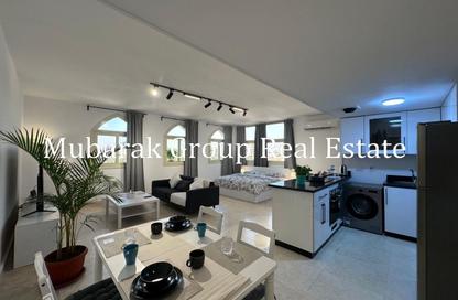 Apartment - Studio - 1 Bathroom for rent in Street 9 - Maadi - Hay El Maadi - Cairo