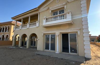 Villa - 7 Bedrooms - 7 Bathrooms for sale in Hyde Park Central - The 6th Settlement - New Cairo City - Cairo