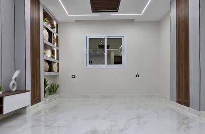 شقة - 3 غرف نوم - 3 حمامات للبيع في شارع محي الدين أبو العز - المهندسين - الجيزة شقة - 3 غرف نوم - 3 حمامات للبيع في شارع محي الدين أبو العز - المهندسين - الجيزة