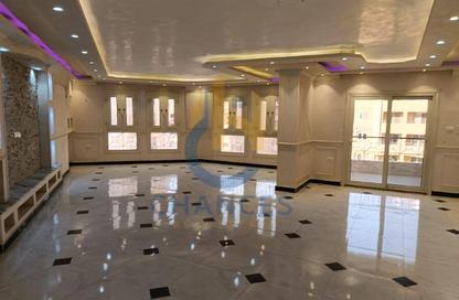 Apartment - 3 Bedrooms - 3 Bathrooms for sale in Baron City - El Katameya Compounds - El Katameya - New Cairo City - Cairo