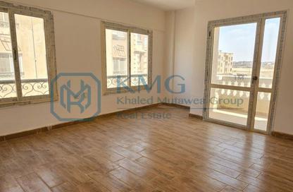 Apartment - 3 - 2 for rent in Greens - Hyde Park - New Cairo City - Cairo