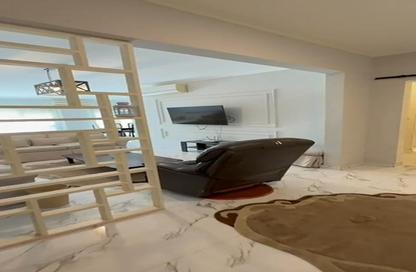 Apartment - 4 Bedrooms - 3 Bathrooms for sale in The Courtyards - Sheikh Zayed Compounds - Sheikh Zayed City - Giza