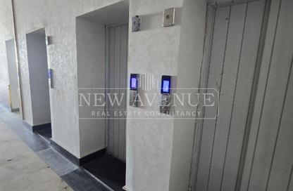 Office Space - Studio - 2 Bathrooms for rent in Mostafa Kamel Axis - The 1st Settlement - New Cairo City - Cairo