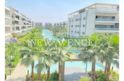 Apartment - 2 Bedrooms - 2 Bathrooms for sale in Lake View Residence - 5th Settlement Compounds - The 5th Settlement - New Cairo City - Cairo