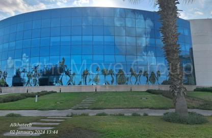 Office Space - Studio - 3 Bathrooms for sale in Smart Village - Cairo Alexandria Desert Road - 6 October City - Giza