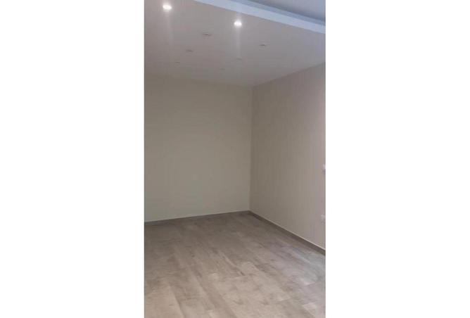 61438185 - Property Image 2