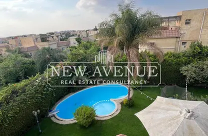 فيلا - 7 غرف نوم - 7 حمامات للبيع في 6 ويست - بيفرلي هيلز - كمبوندات الشيخ زايد - الشيخ زايد - الجيزة