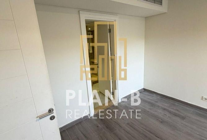 69825882 - Property Image 2