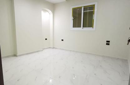 Apartment - 2 Bedrooms - 2 Bathrooms for sale in Hadayek El Ahram - Giza