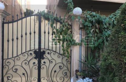 Apartment - 3 Bedrooms - 2 Bathrooms for sale in El Banafseg - New Cairo City - Cairo