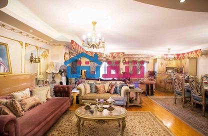 شقة - 3 - 4 للبيع في نفق مصطفى كامل - مصطفي كامل - حي شرق - الاسكندرية
