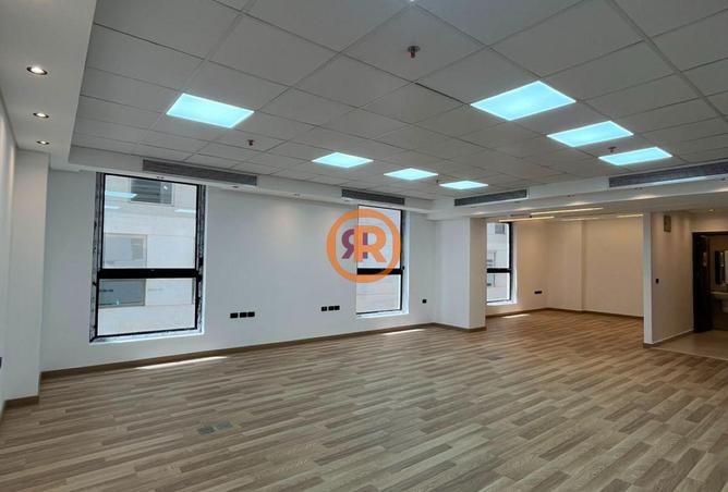 97725252 - Property Main Image