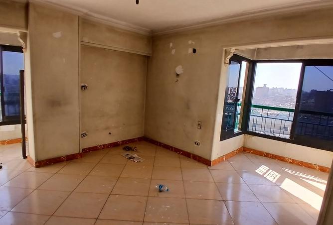 8593058 - Property Image 2