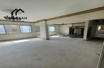 Apartment - 2 Bedrooms - 2 Bathrooms for rent in Salah Salem St. - Roxy - Heliopolis - Masr El Gedida - Cairo