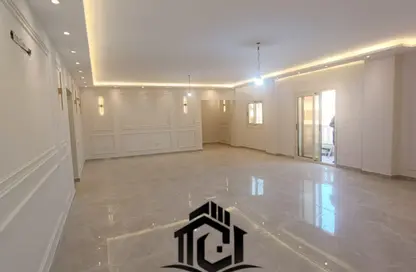 Apartment - 3 Bedrooms - 3 Bathrooms for sale in Al Nabatat St. - West Somid - 6 October City - Giza