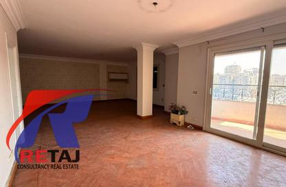 Apartment - 4 Bedrooms - 2 Bathrooms for sale in Makram Ebeid St. - 6th Zone - Nasr City - Cairo