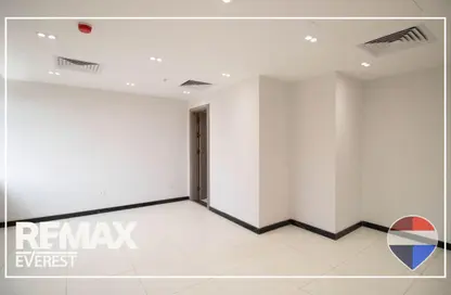 عيادة - غرفة نوم - 1 حمام للايجار في سنترال افينيو - الحي الثاني - الشيخ زايد - الجيزة