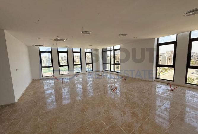 102918188 - Property Image 2