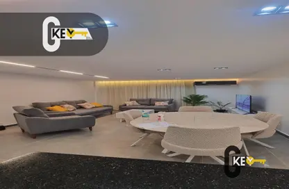 Apartment - 3 Bedrooms - 2 Bathrooms for rent in Om Kalthoum St. - Rehab City Third Phase - Al Rehab - New Cairo City - Cairo