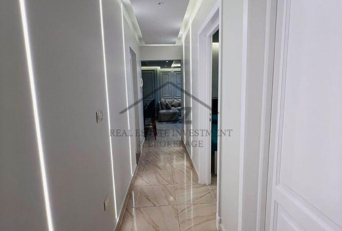 8716315 - Property Image 3