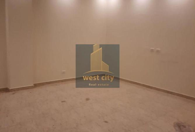 104872380 - Property Image 2