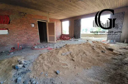 شقة - 3 غرف نوم - 3 حمامات للبيع في شارع احمد فريد - المجاورة السادسة - الحي الثالث شرق - مدينة الشروق - القاهرة