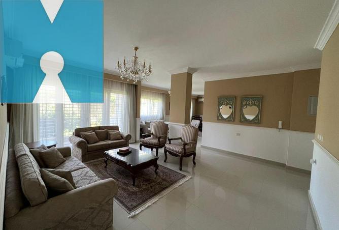 8647800 - Property Image 2