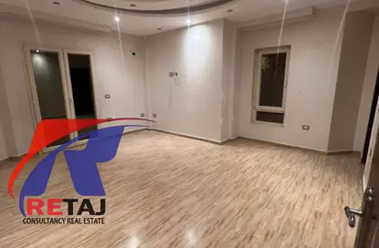 Apartment - 3 Bedrooms - 2 Bathrooms for rent in Al Gezira St. - South Investors Area - New Cairo City - Cairo