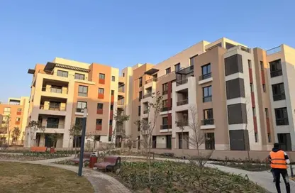 Apartment - 2 Bedrooms - 2 Bathrooms for sale in District 5 - 5th Settlement Compounds - The 5th Settlement - New Cairo City - Cairo