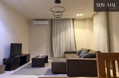 فيلا - 8 غرف نوم - 6 حمامات للبيع في بالم فيلا - طريق الواحات - مدينة 6 أكتوبر - الجيزة