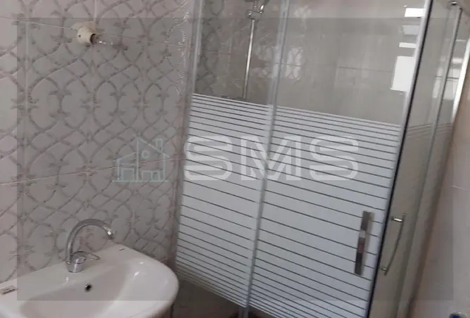 121655768 - Property Image 2