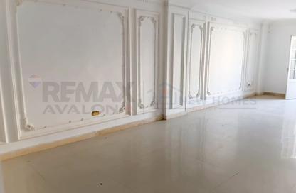 Apartment - 3 Bedrooms - 1 Bathroom for sale in Janaklees - Hay Sharq - Alexandria Apartment - 3 Bedrooms - 1 Bathroom for sale in Janaklees - Hay Sharq - Alexandria