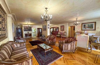 Apartment - 4 Bedrooms - 4 Bathrooms for sale in Al Mosheer Ahmed Ismail St. - Sidi Gaber - Hay Sharq - Alexandria
