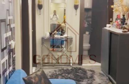 Apartment - 2 Bedrooms - 1 Bathroom for sale in Zahraa El Maadi - Hay El Maadi - Cairo