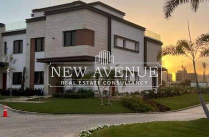 Townhouse - 4 Bedrooms - 5 Bathrooms for sale in Azzar - 5th Settlement Compounds - The 5th Settlement - New Cairo City - Cairo