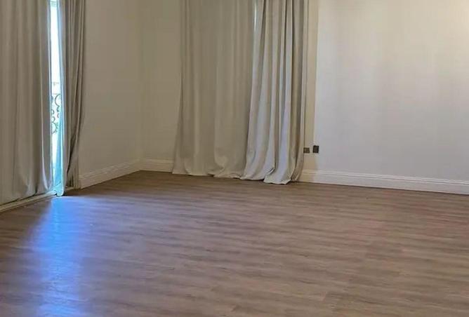 67730380 - Property Image 2