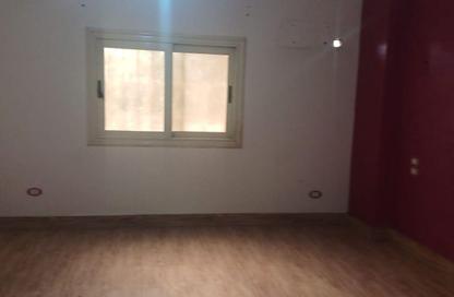 Office Space - Studio - 3 Bathrooms for rent in Tahseen Farghaly St. - 1st Zone - Nasr City - Cairo