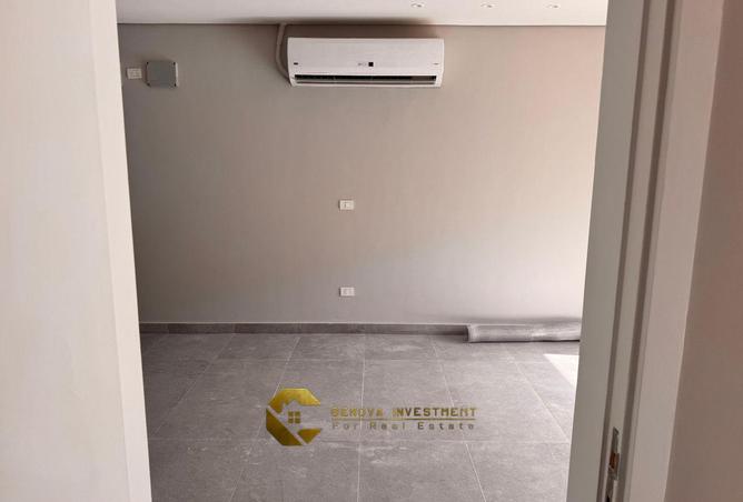 69829203 - Property Main Image