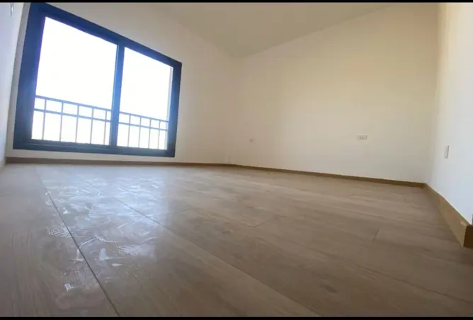 121153889 - Property Image 3
