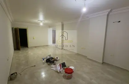 شقة - 3 غرف نوم - 2 حمامات للايجار في الشطر الثامن - زهراء المعادي - حي المعادي - القاهرة