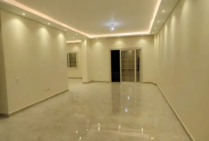 120889500 - Property Image 2