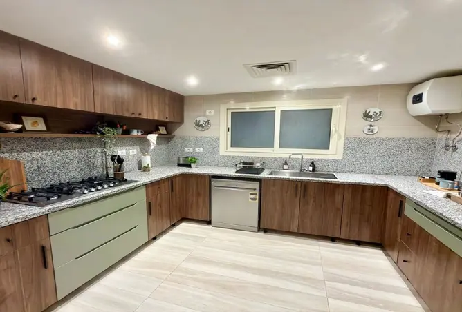 117012146 - Property Image 3