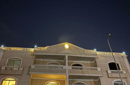 Apartment - 4 Bedrooms - 3 Bathrooms for sale in Doctor Ahmed Okasha St. - El Banafseg 6 - El Banafseg - New Cairo City - Cairo