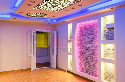 Apartment - 3 Bedrooms - 1 Bathroom for sale in Miami - Hay Awal El Montazah - Alexandria