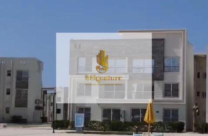 Chalet - 2 Bedrooms - 2 Bathrooms for sale in Youd - Ras Al Hekma - North Coast
