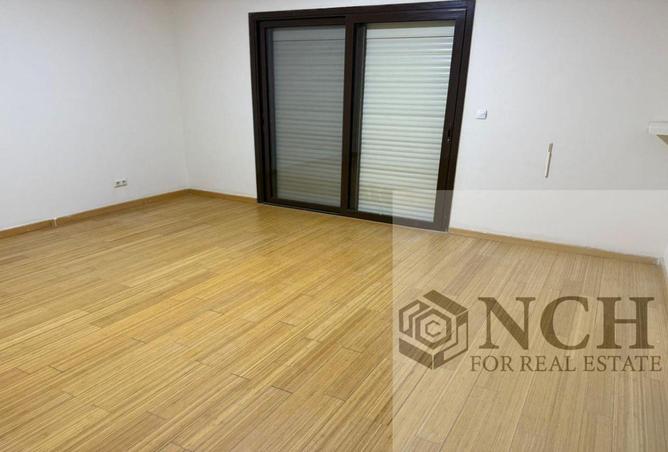 8672684 - Property Image 3