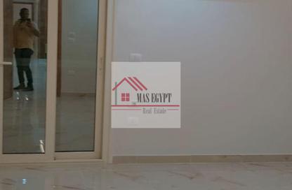 Apartment - 4 Bedrooms - 3 Bathrooms for sale in Al Batal Ahmed Abd El Aziz St. - Mohandessin - Giza Apartment - 4 Bedrooms - 3 Bathrooms for sale in Al Batal Ahmed Abd El Aziz St. - Mohandessin - Giza