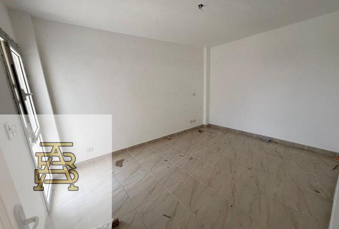 87313987 - Property Image 2